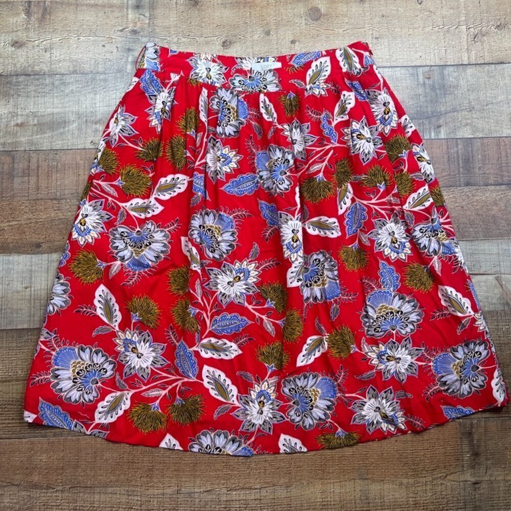 LOFT Red Lined Floral Skirt with Side Zipper size 6